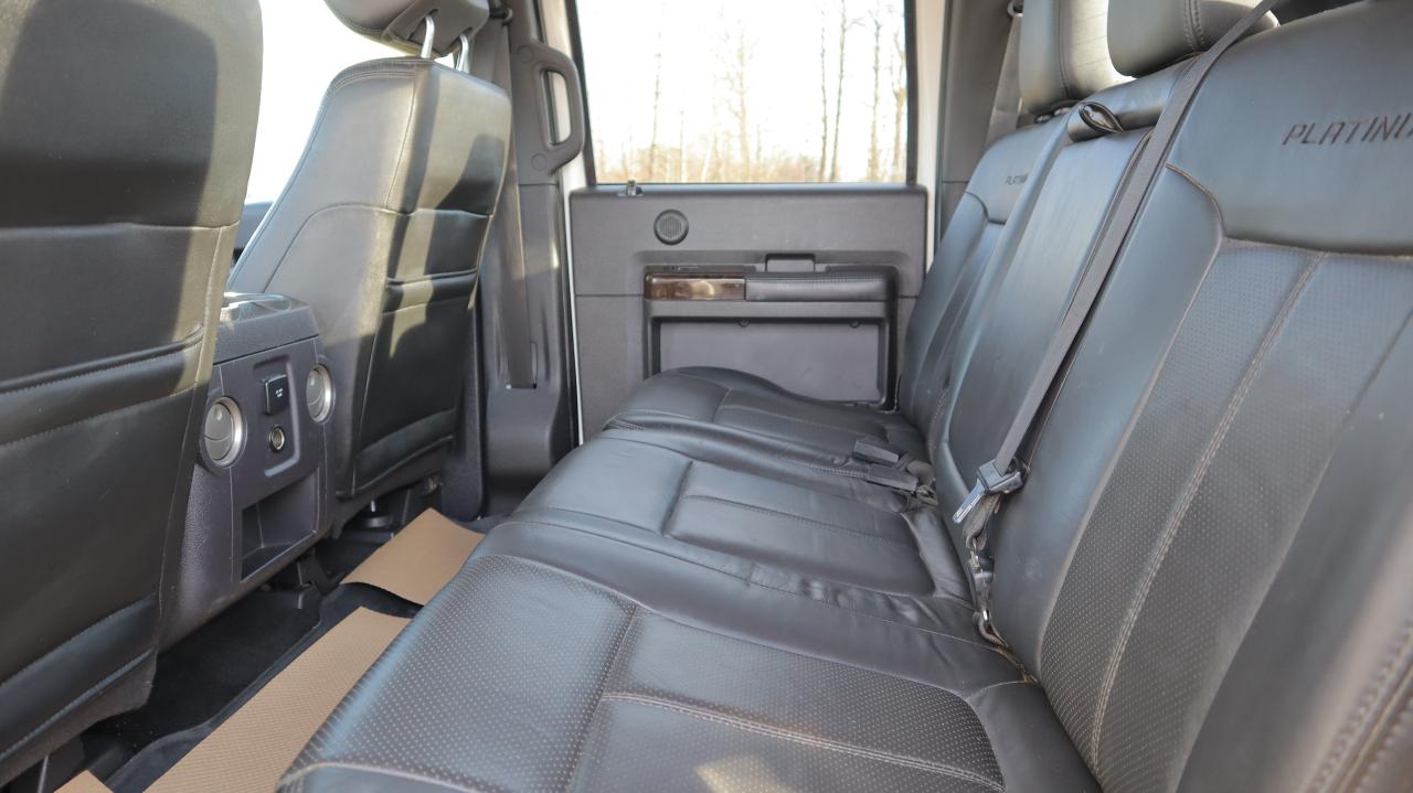 2014 Ford F-350 Super Duty SRW Platinum Photo5