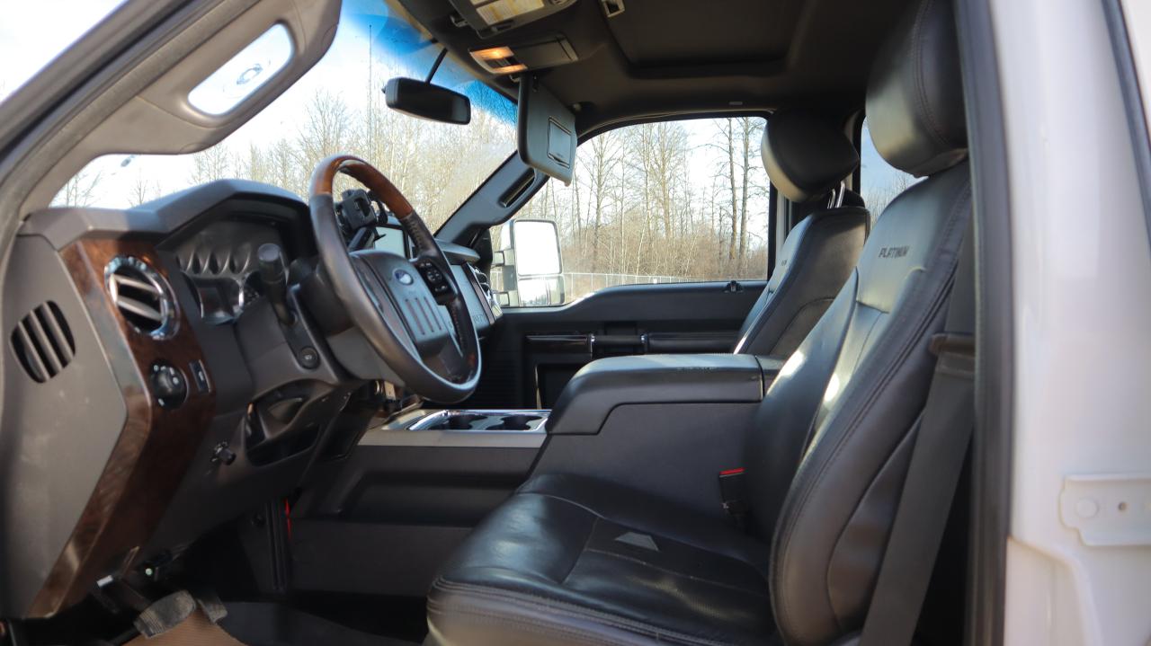 2014 Ford F-350 Super Duty SRW Platinum Photo5