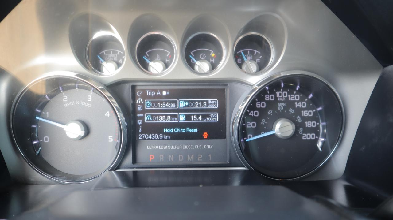 2014 Ford F-350 Super Duty SRW Platinum Photo5