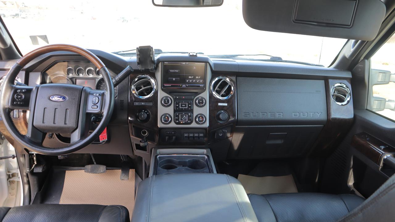 2014 Ford F-350 Super Duty SRW Platinum Photo5