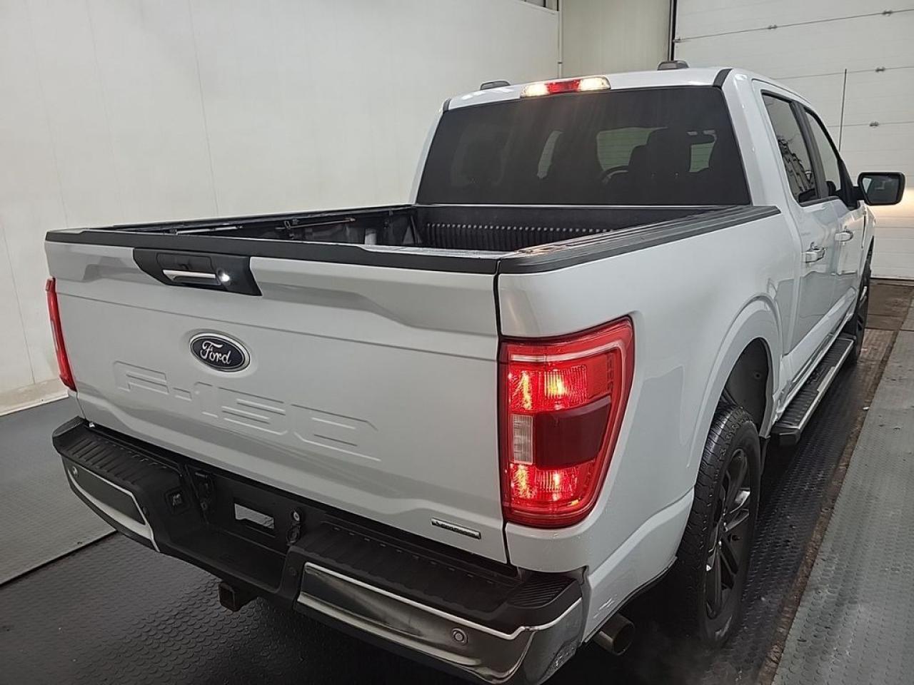2022 Ford F-150 XLT Photo