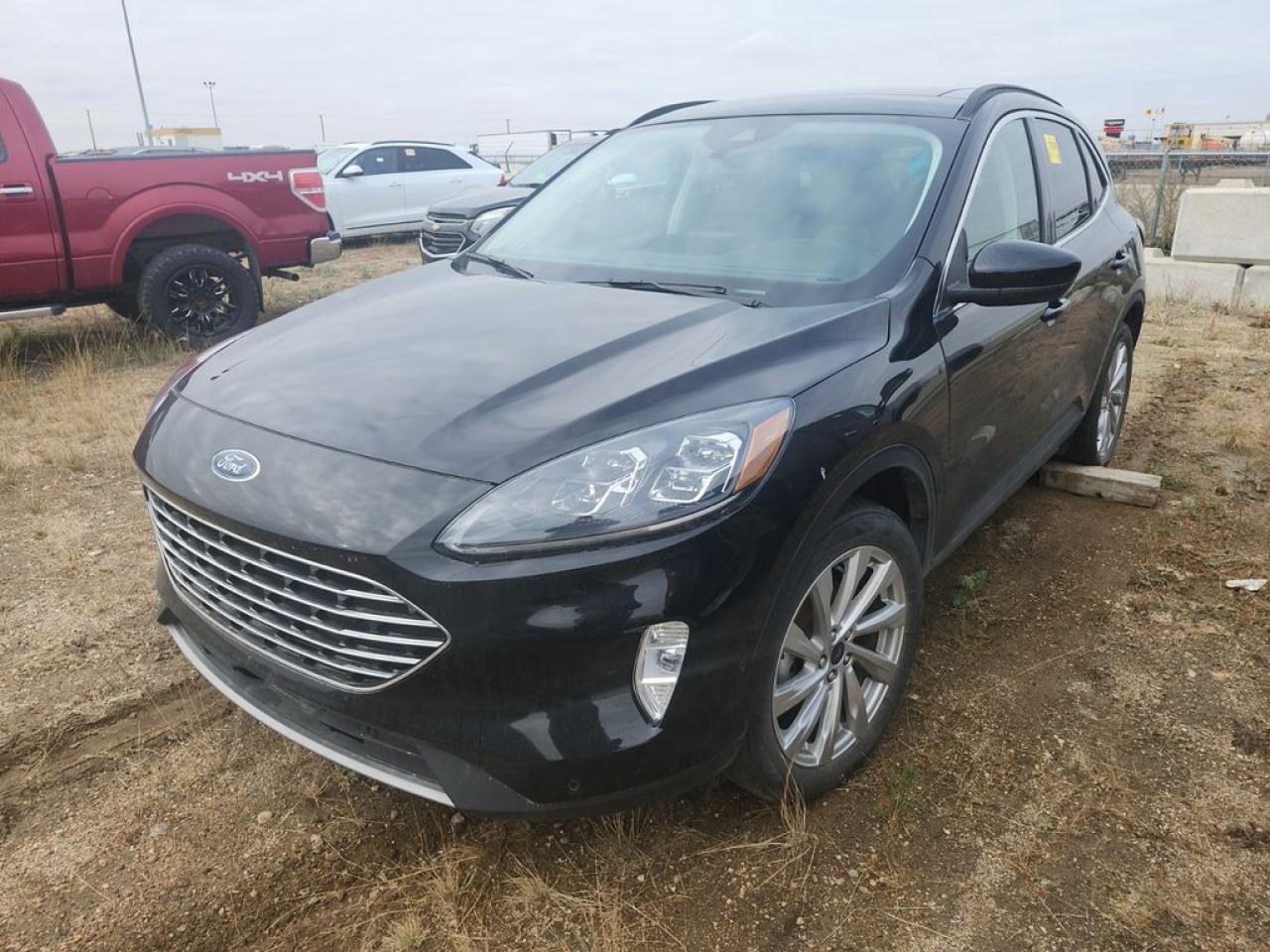 2022 Ford Escape Titanium Hybrid Photo0