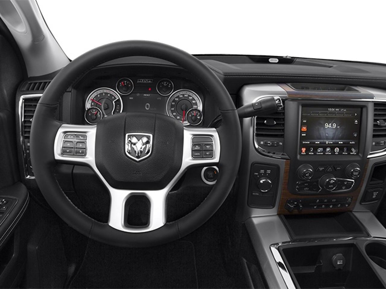 2014 Dodge Ram 2500 SLT Photo3