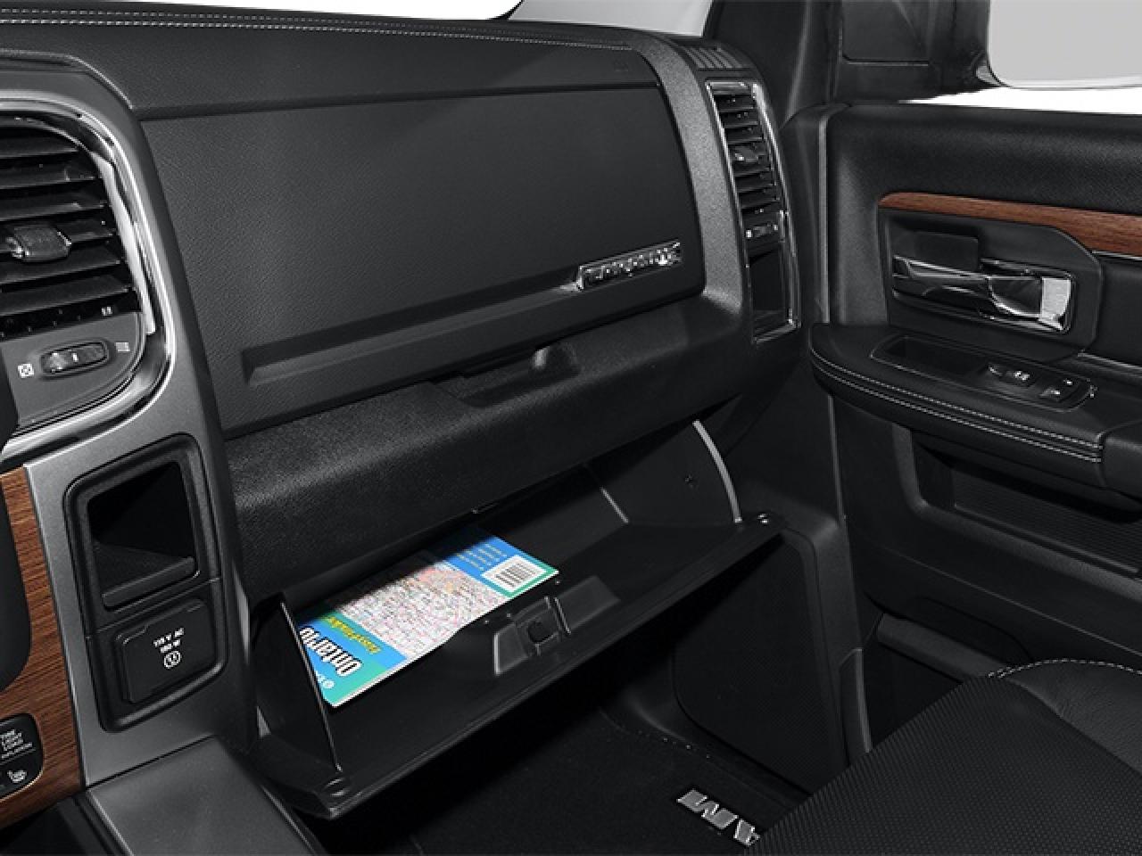 2014 Dodge Ram 2500 SLT Photo5