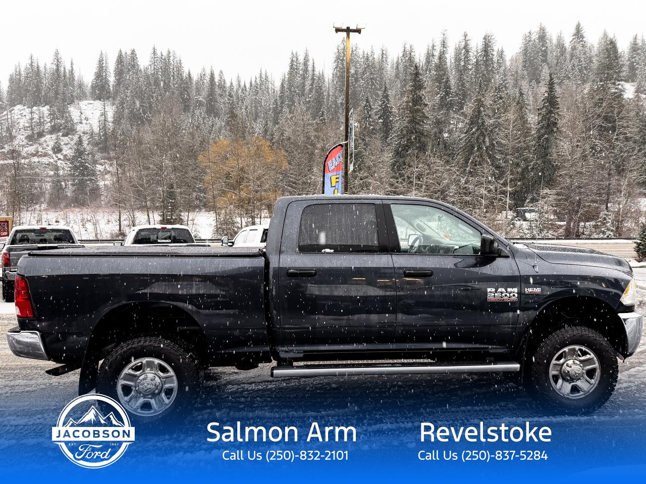 2014 Dodge Ram 2500 SLT Photo3