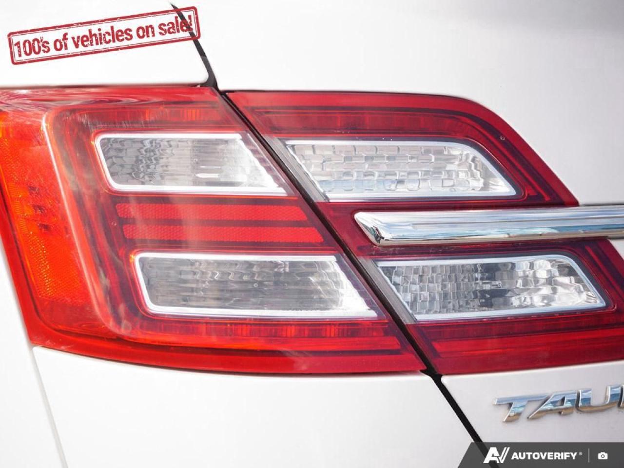 2017 Ford Taurus SEL Photo