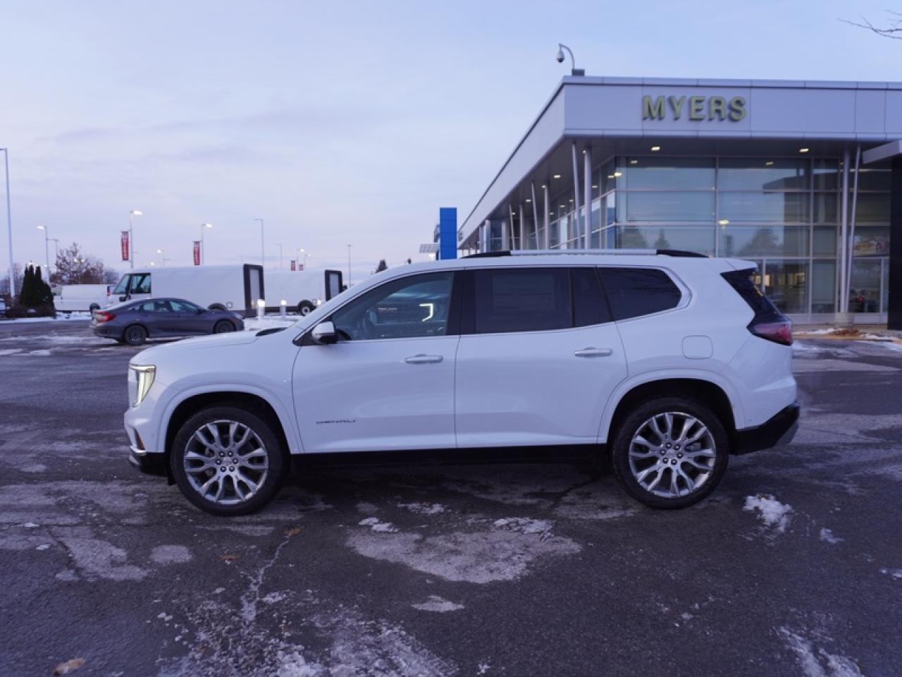 2026 GMC Acadia Denali  - Leather Seats - Cruise Package Photo