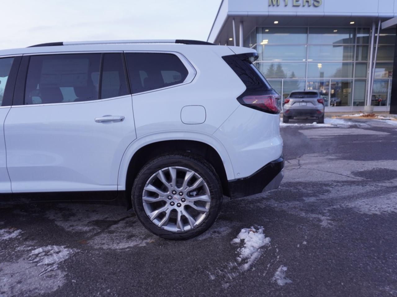 2026 GMC Acadia Denali  - Leather Seats - Cruise Package Photo
