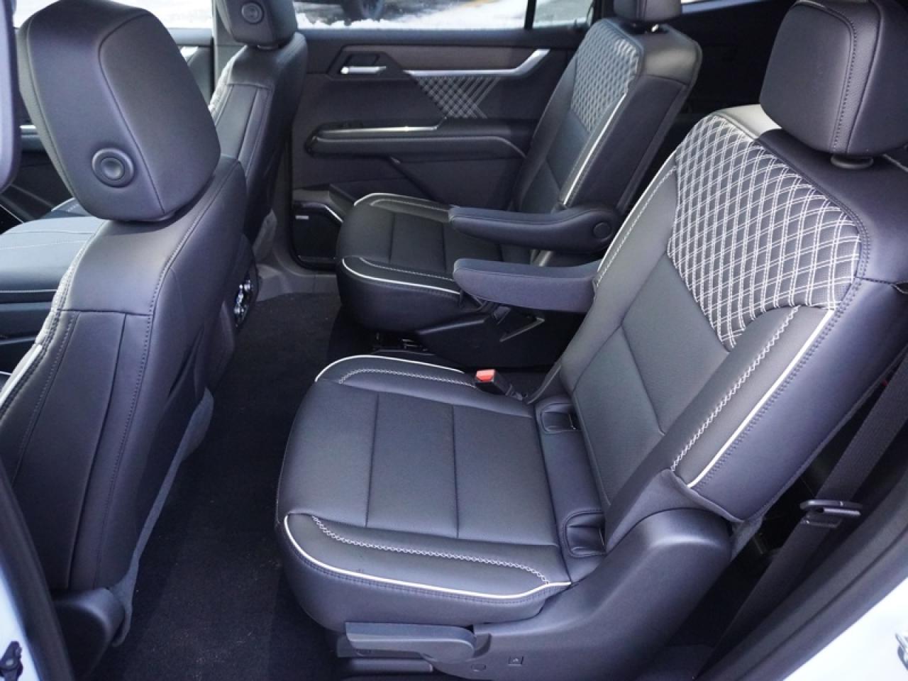 2026 GMC Acadia Denali  - Leather Seats - Cruise Package Photo