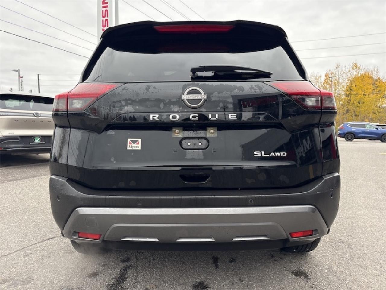 2023 Nissan Rogue SL  - Moonroof -  Leather Seats Photo3