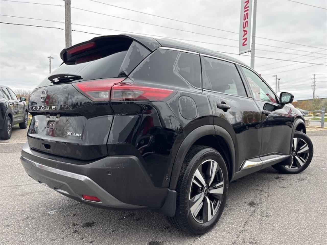 2023 Nissan Rogue SL  - Moonroof -  Leather Seats Photo4
