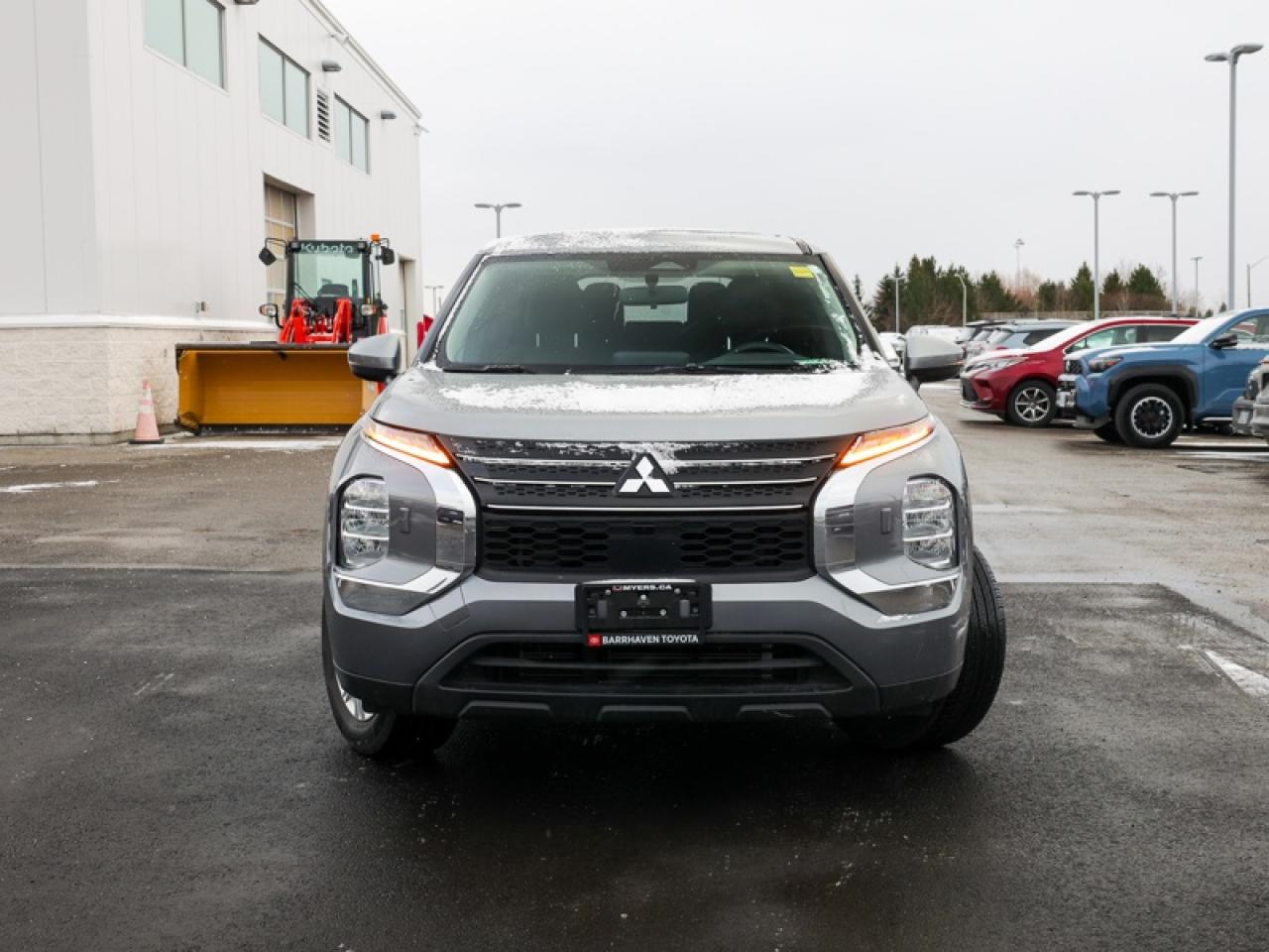 2024 Mitsubishi Outlander ES S-AWC  - Heated Seats - $199 B/W Photo4