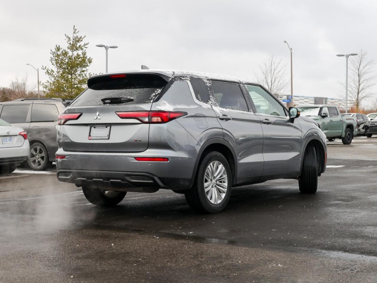 2024 Mitsubishi Outlander ES S-AWC  - Heated Seats - $199 B/W Photo