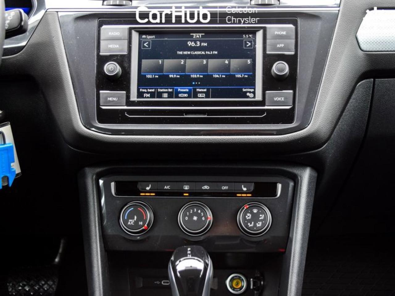 2022 Volkswagen Tiguan Trendline 4Motion Heated Front Seats Apple Carpayl 17"Alloy Photo