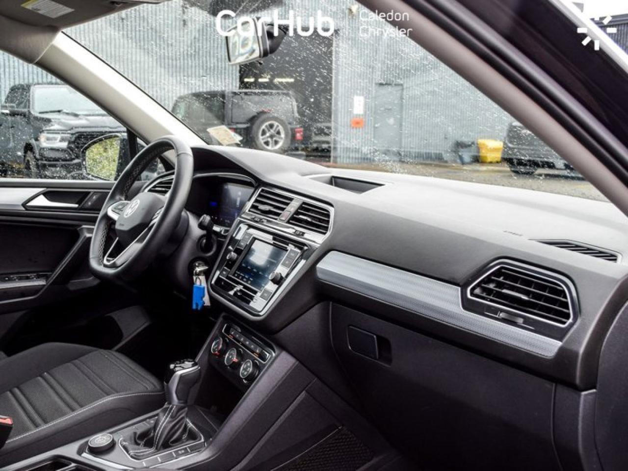 2022 Volkswagen Tiguan Trendline 4Motion Heated Front Seats Apple Carpayl 17"Alloy Photo