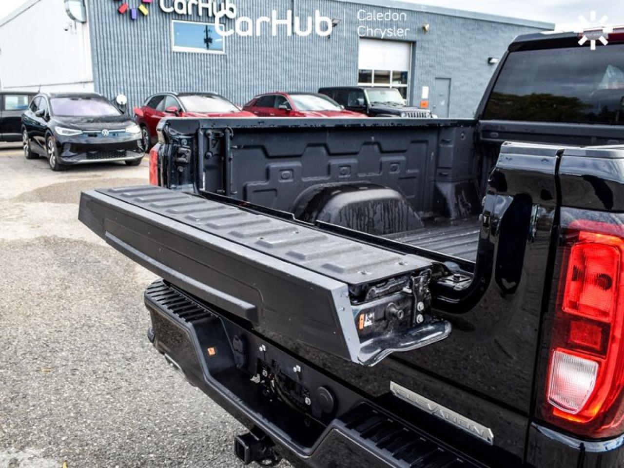 2023 GMC Sierra 1500 Elevation 4WD Crew Cab 157" 5.3L Multi Pro Tailgate Remote Start Photo