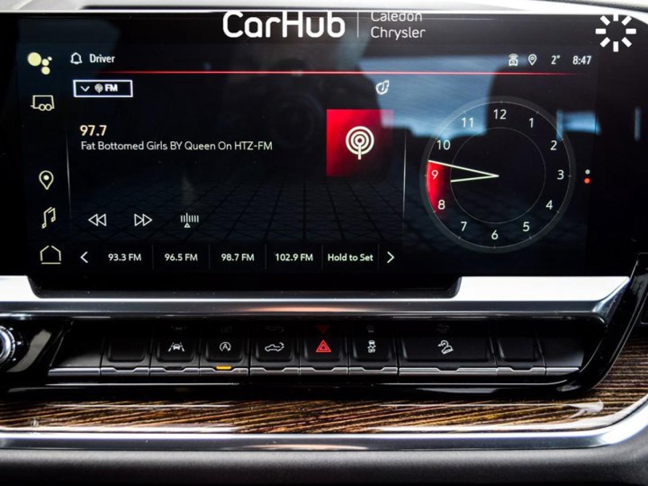 2023 GMC Sierra 1500 Elevation 4WD Crew Cab 157" 5.3L Multi Pro Tailgate Remote Start Photo