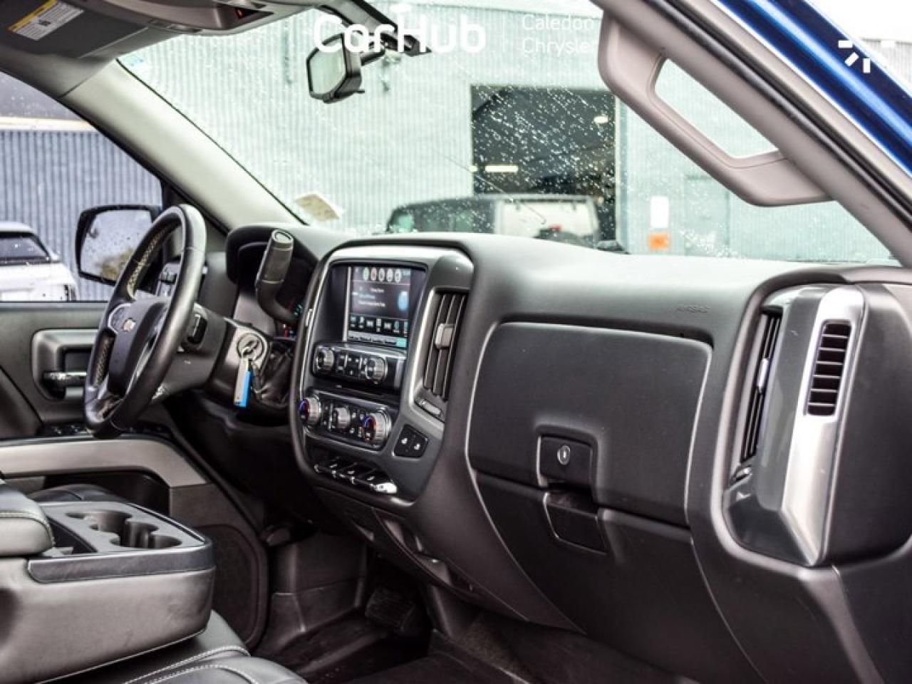 2017 Chevrolet Silverado 1500 LT4WD Crew Cab 143.5" 5.3L 6 Passenger Navi Heated front Seats Photo