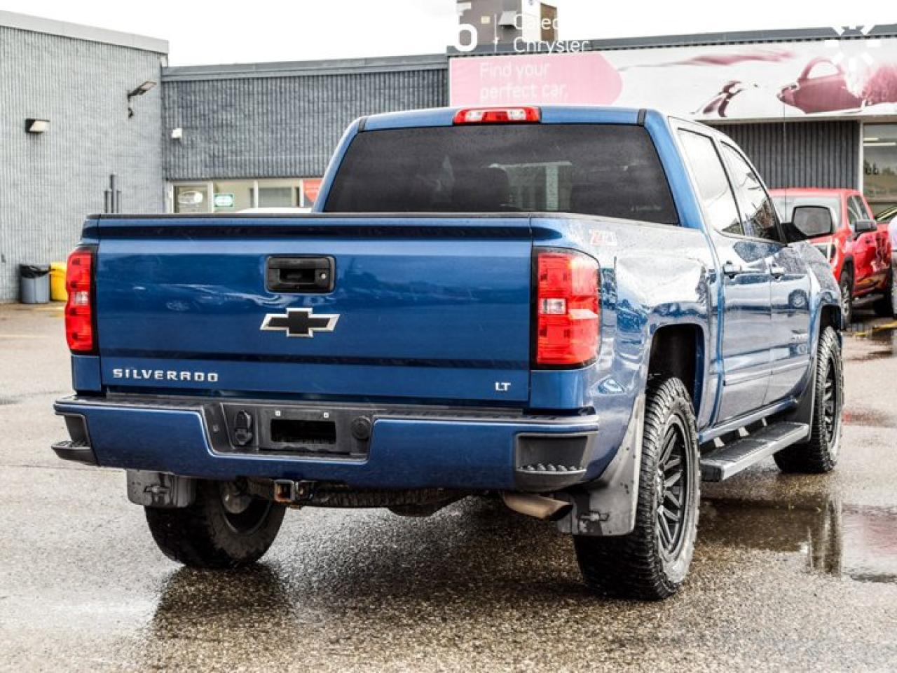 2017 Chevrolet Silverado 1500 LT4WD Crew Cab 143.5" 5.3L 6 Passenger Navi Heated front Seats Photo