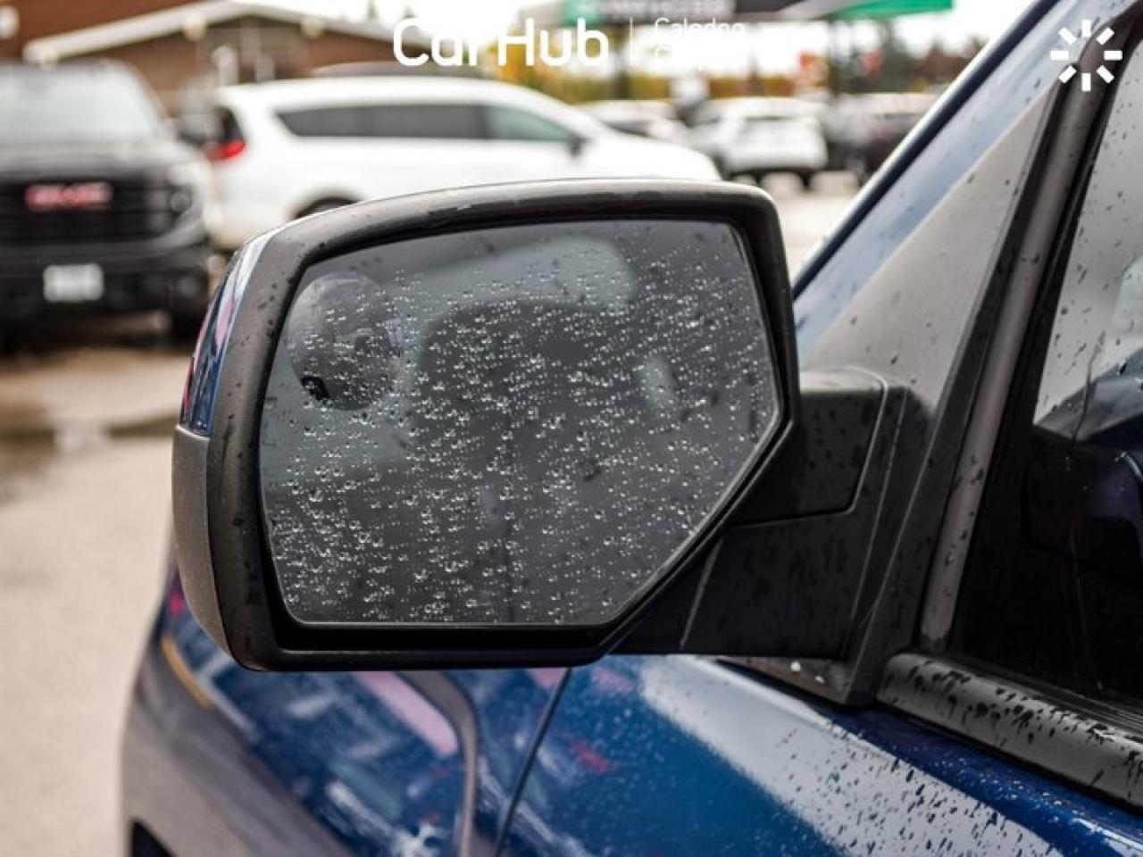 2017 Chevrolet Silverado 1500 LT4WD Crew Cab 143.5" 5.3L 6 Passenger Navi Heated front Seats Photo