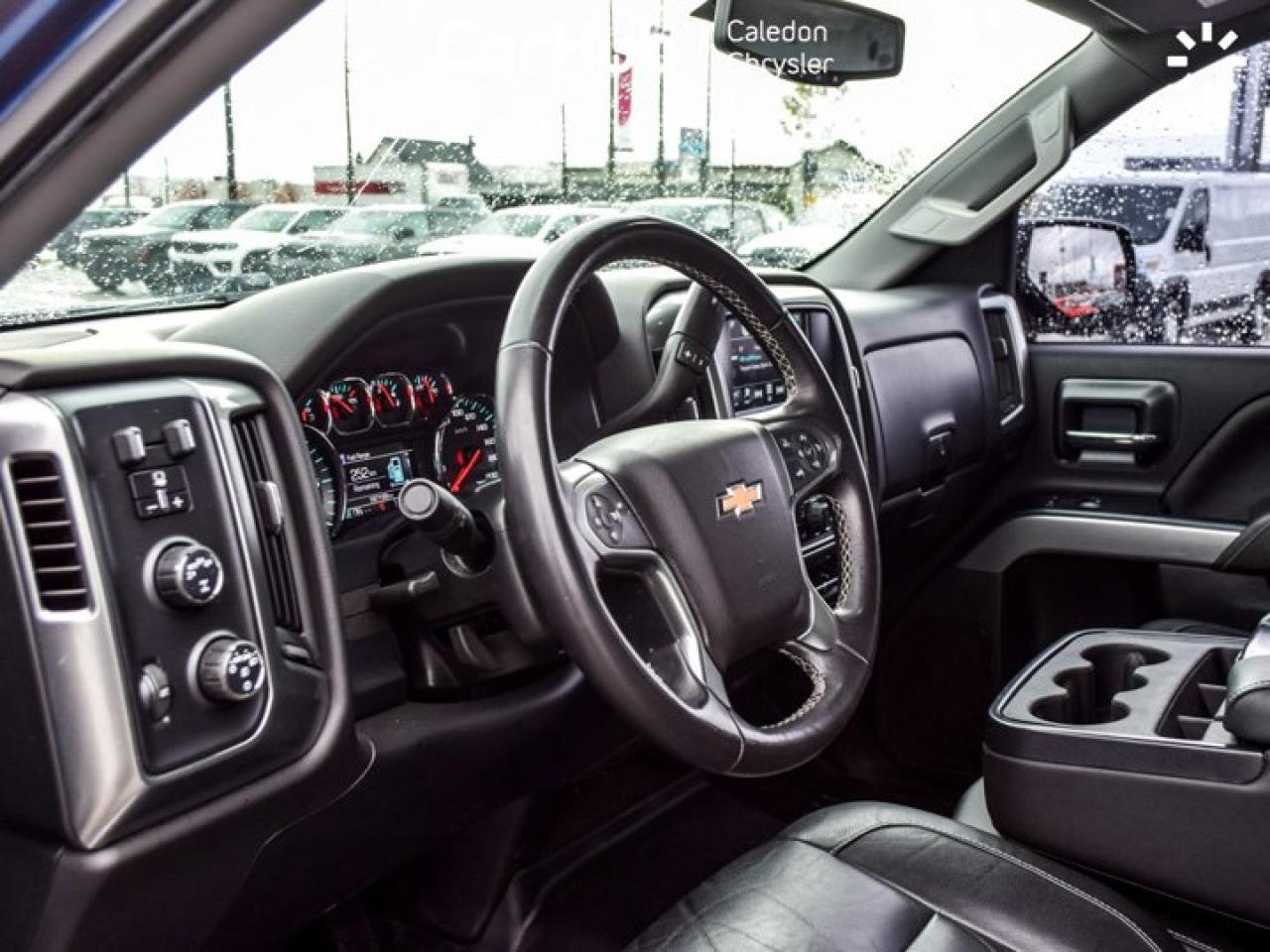 2017 Chevrolet Silverado 1500 LT4WD Crew Cab 143.5" 5.3L 6 Passenger Navi Heated front Seats Photo