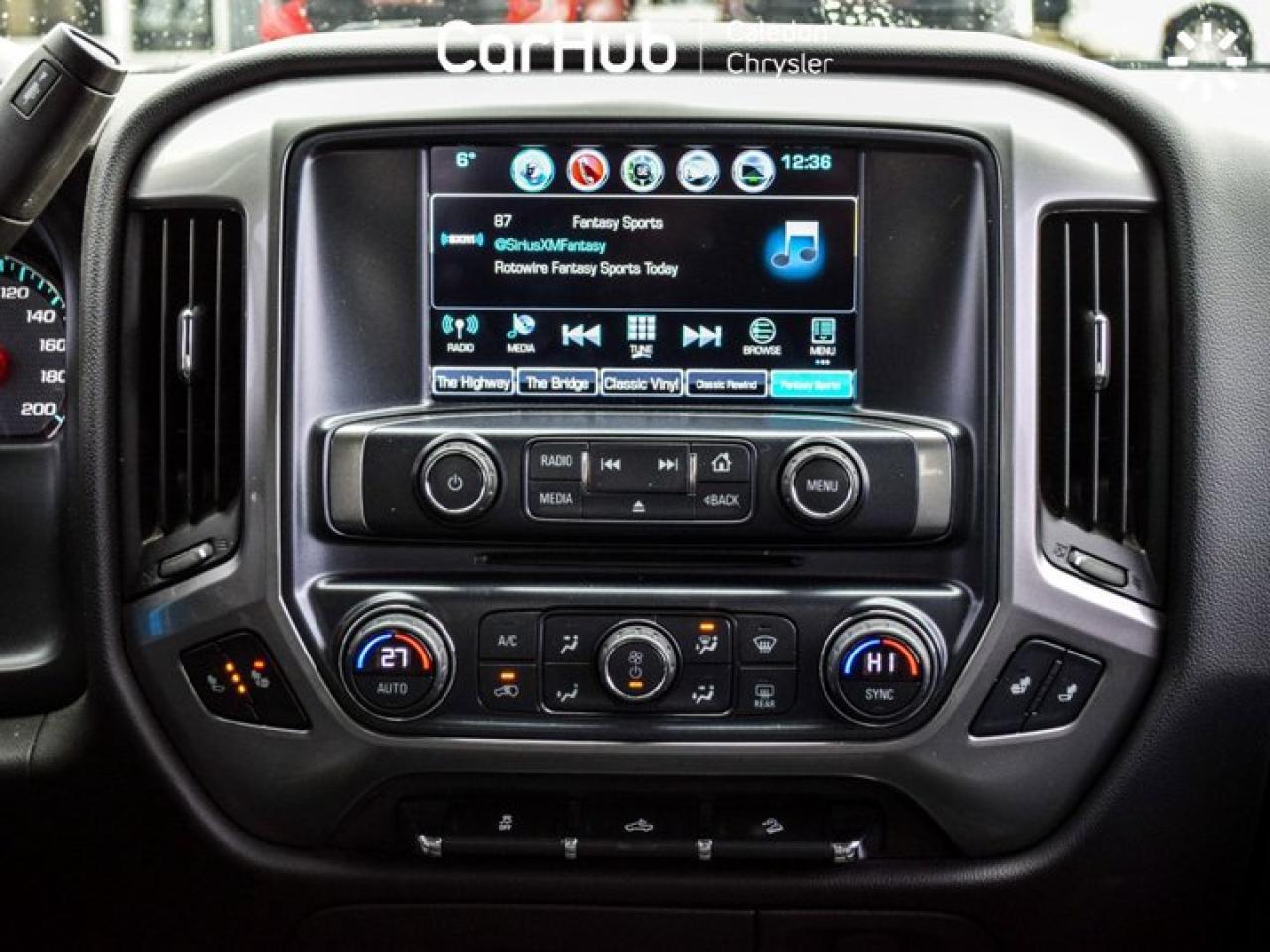 2017 Chevrolet Silverado 1500 LT4WD Crew Cab 143.5" 5.3L 6 Passenger Navi Heated front Seats Photo