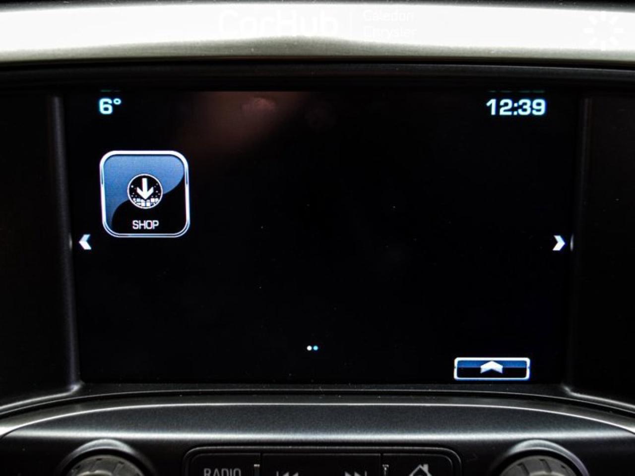 2017 Chevrolet Silverado 1500 LT4WD Crew Cab 143.5" 5.3L 6 Passenger Navi Heated front Seats Photo