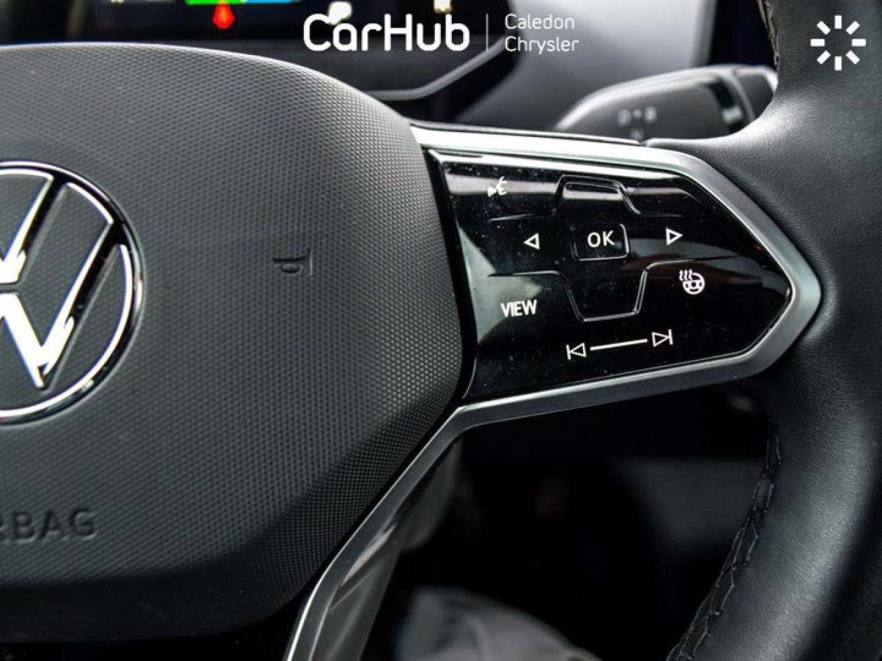 2024 Volkswagen ID.4 Pro S AWD Only 7624 Km Pano roof 12.9"Display Blind Spot 21"Alloy Rims Photo