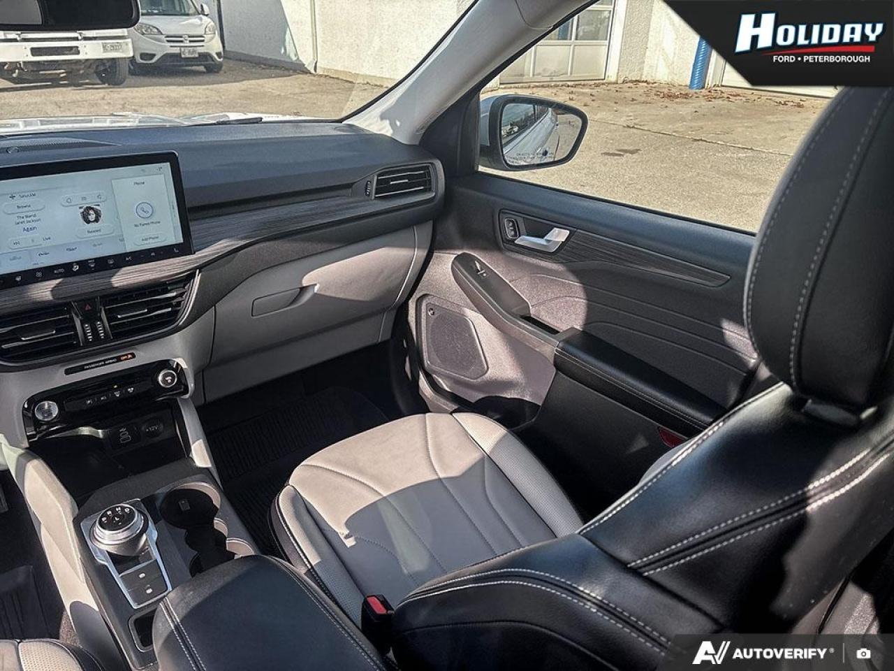 2025 Ford Escape PHEV Photo