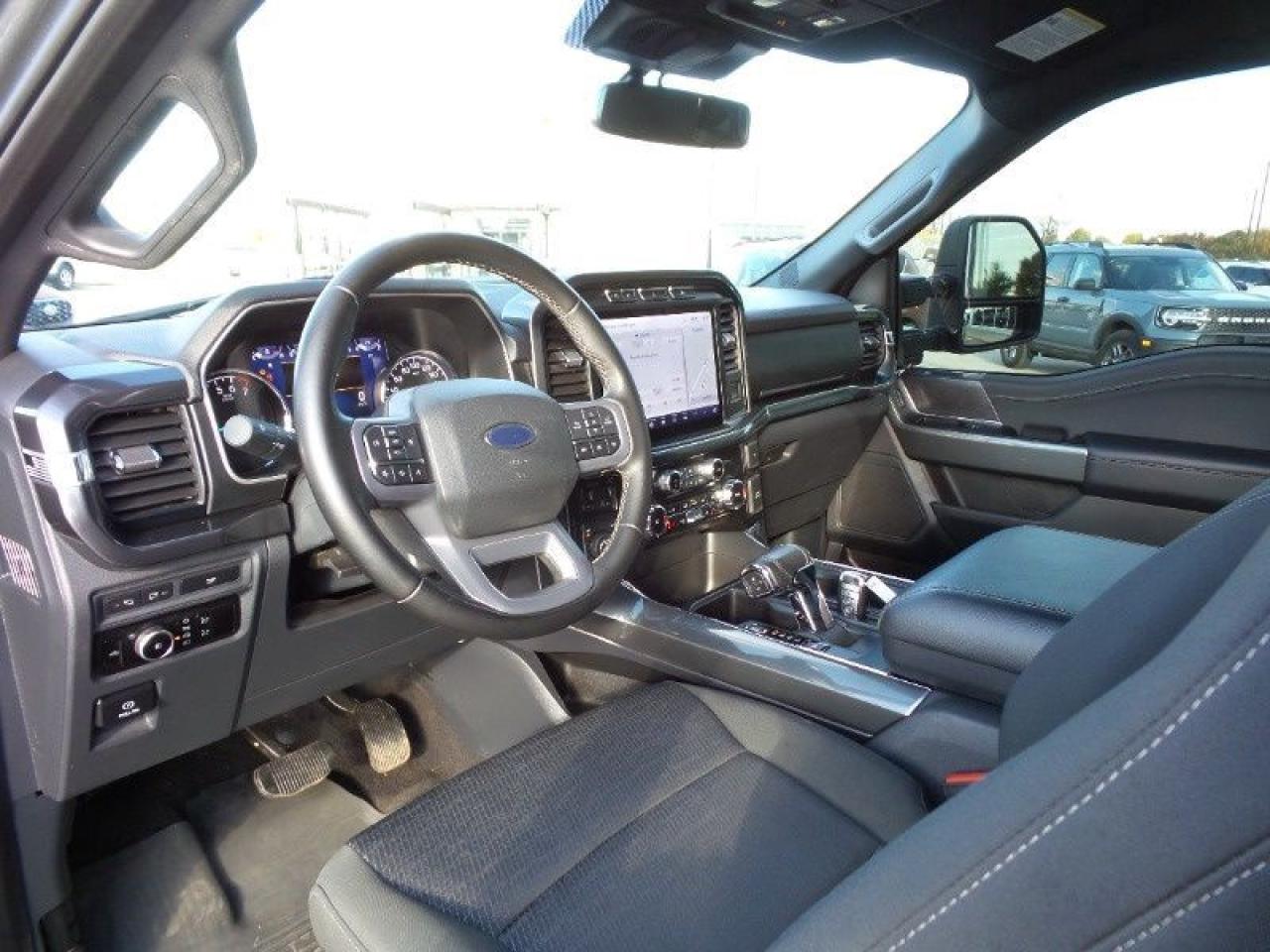 2023 Ford F-150 XLT Photo5
