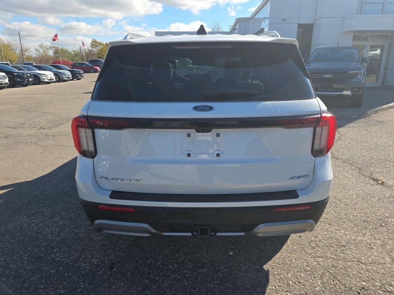 2026 Ford Explorer Platinum Photo5