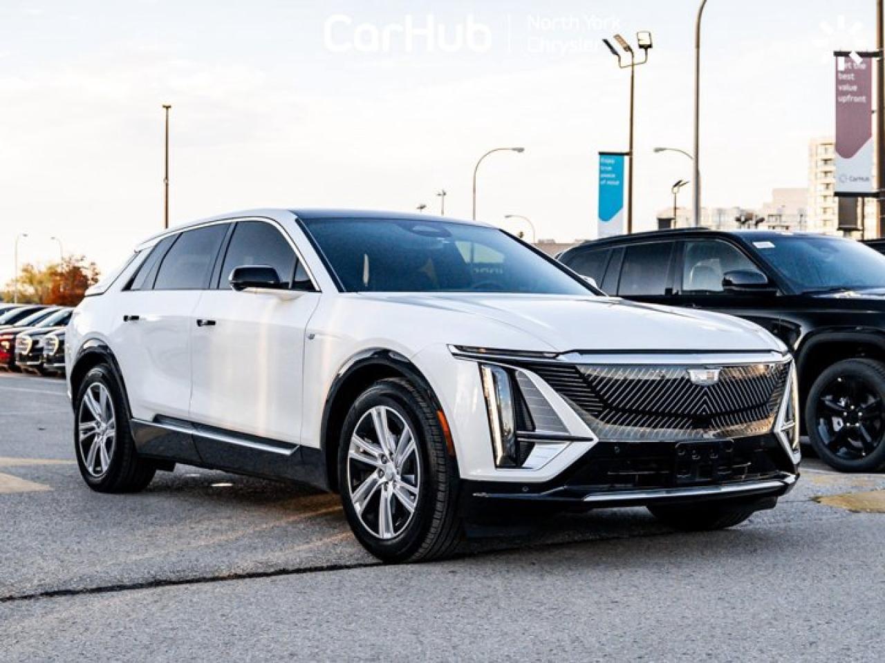 2024 Cadillac LYRIQ Tech Panoroof Heated Seats Navi Apple CarPlay Android Auto Remote Start Photo