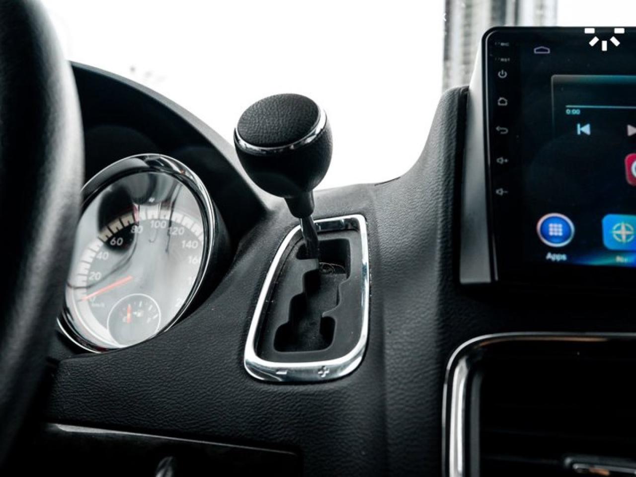 2017 Dodge Grand Caravan Canada Value Package SE Plus Package  Bluetooth Photo