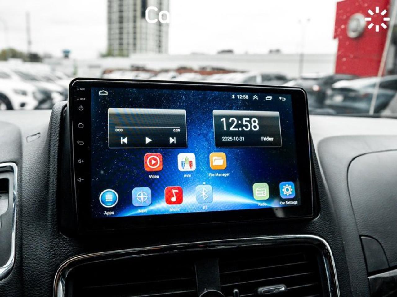 2017 Dodge Grand Caravan Canada Value Package SE Plus Package  Bluetooth Photo