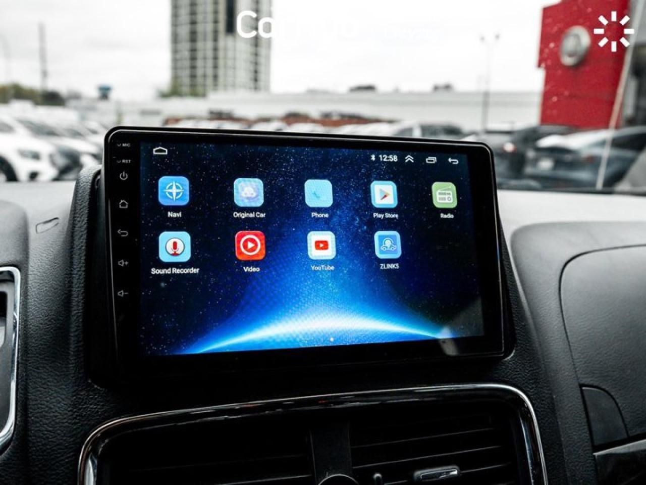 2017 Dodge Grand Caravan Canada Value Package SE Plus Package  Bluetooth Photo