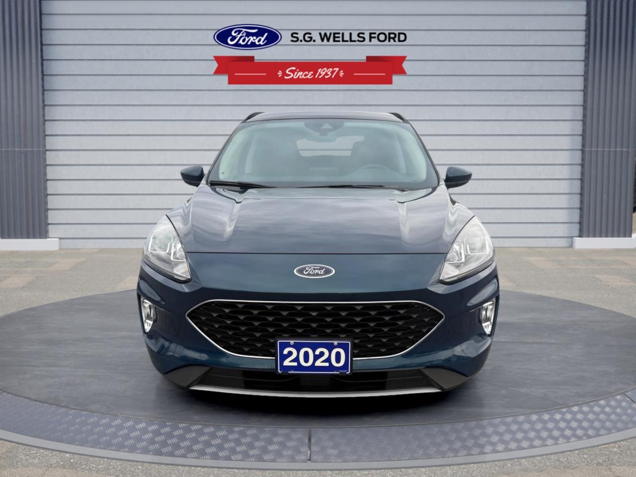 2020 Ford Escape SEL Photo