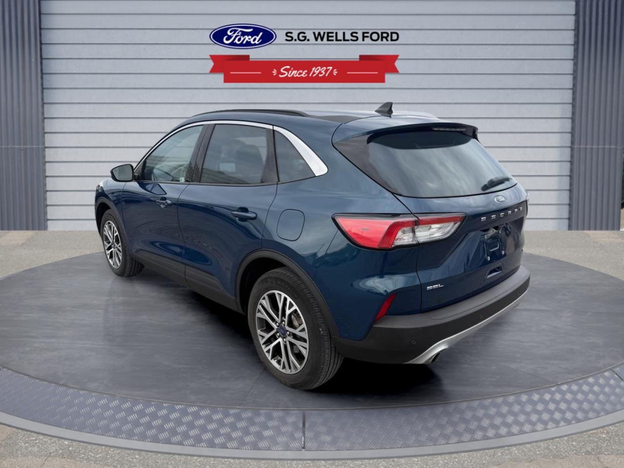 2020 Ford Escape SEL Photo