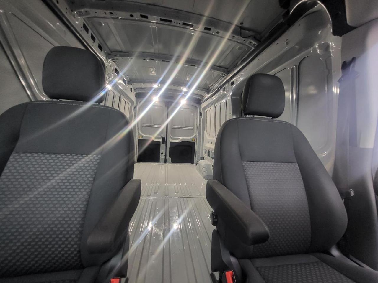 2023 Ford Transit Cargo Van T-250 148" MED RF 9070 GVWR RWD Photo