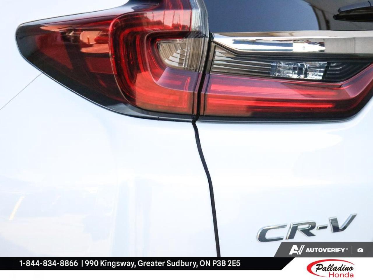 2022 Honda CR-V Touring Photo