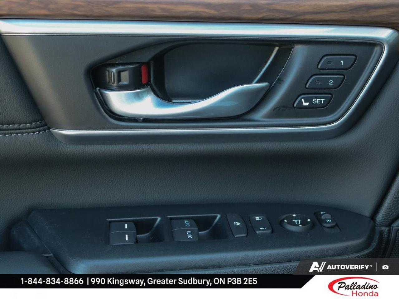 2022 Honda CR-V Touring Photo