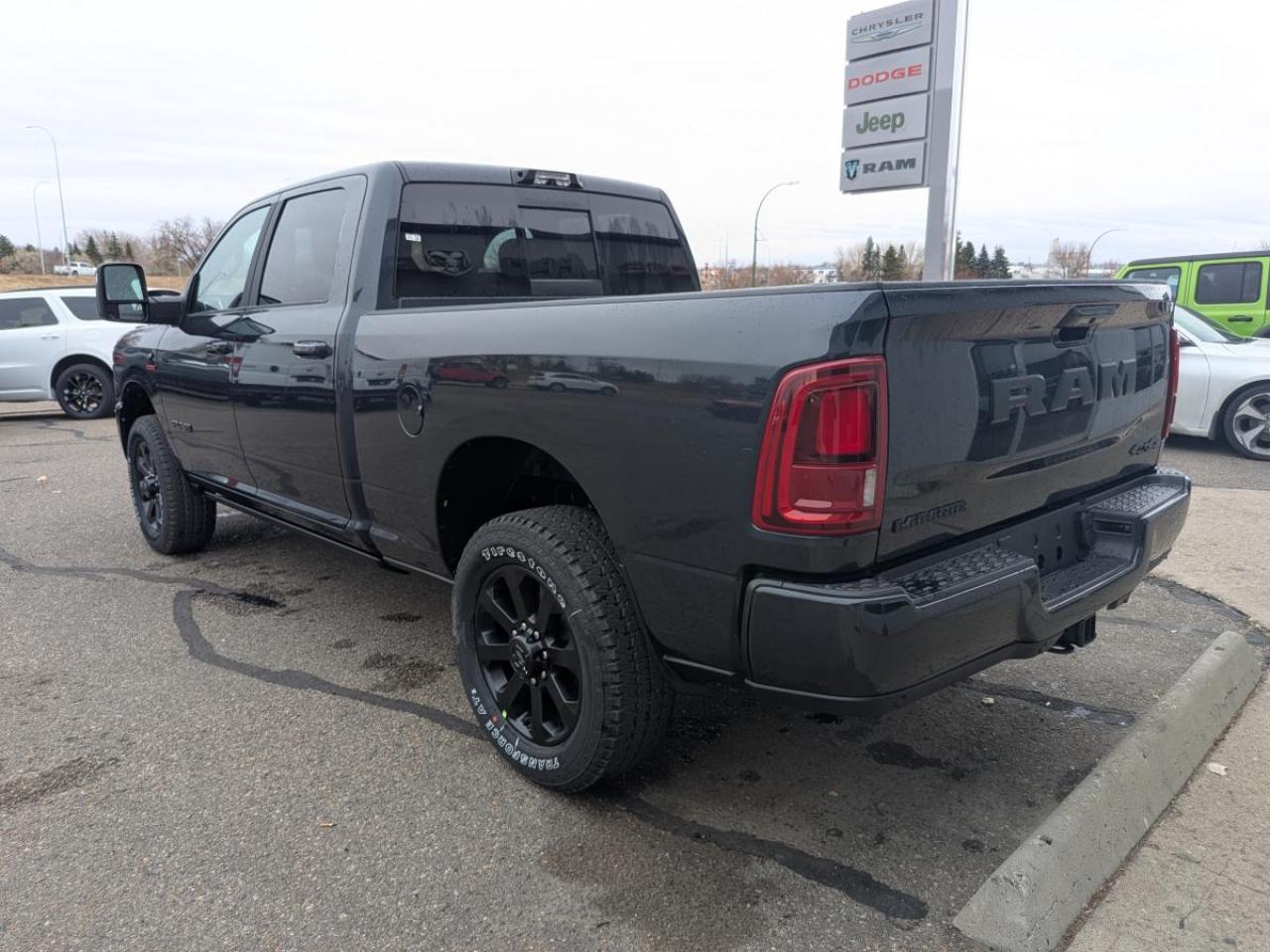 2026 RAM 3500 Laramie 4x4 Crew Cab 6'4" Box Photo4