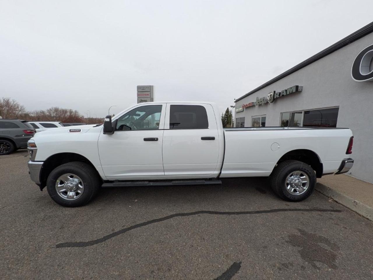 2026 RAM 3500 Tradesman Photo3