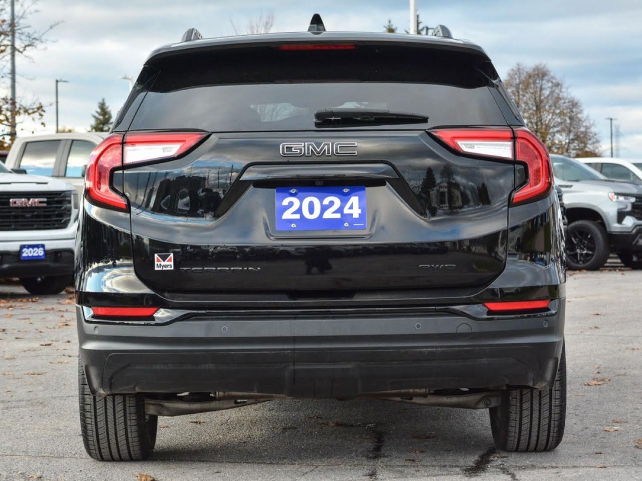 2024 GMC Terrain SLE Photo