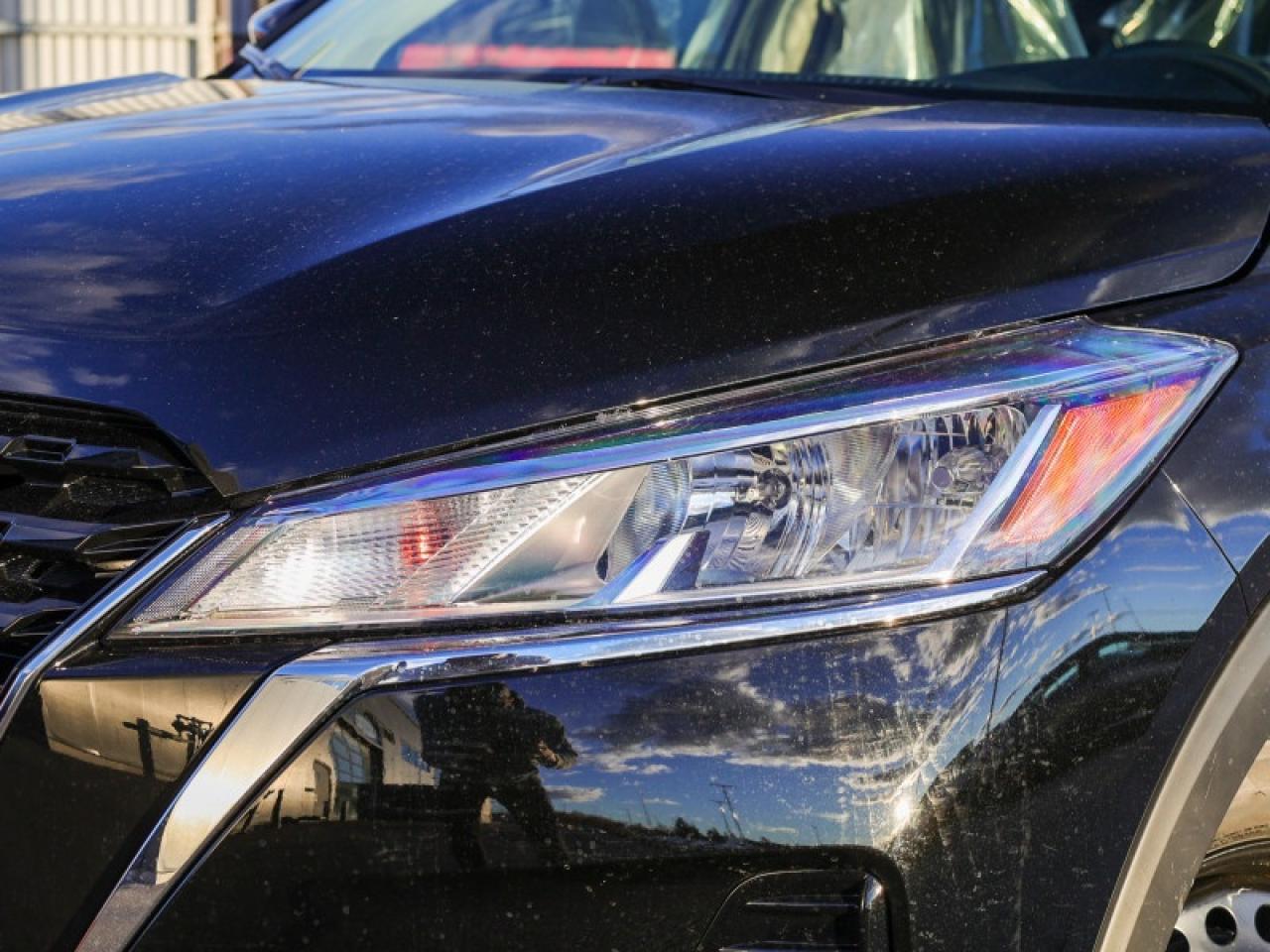 2025 Nissan Kicks Play S  - Apple CarPlay -  Android Auto Photo