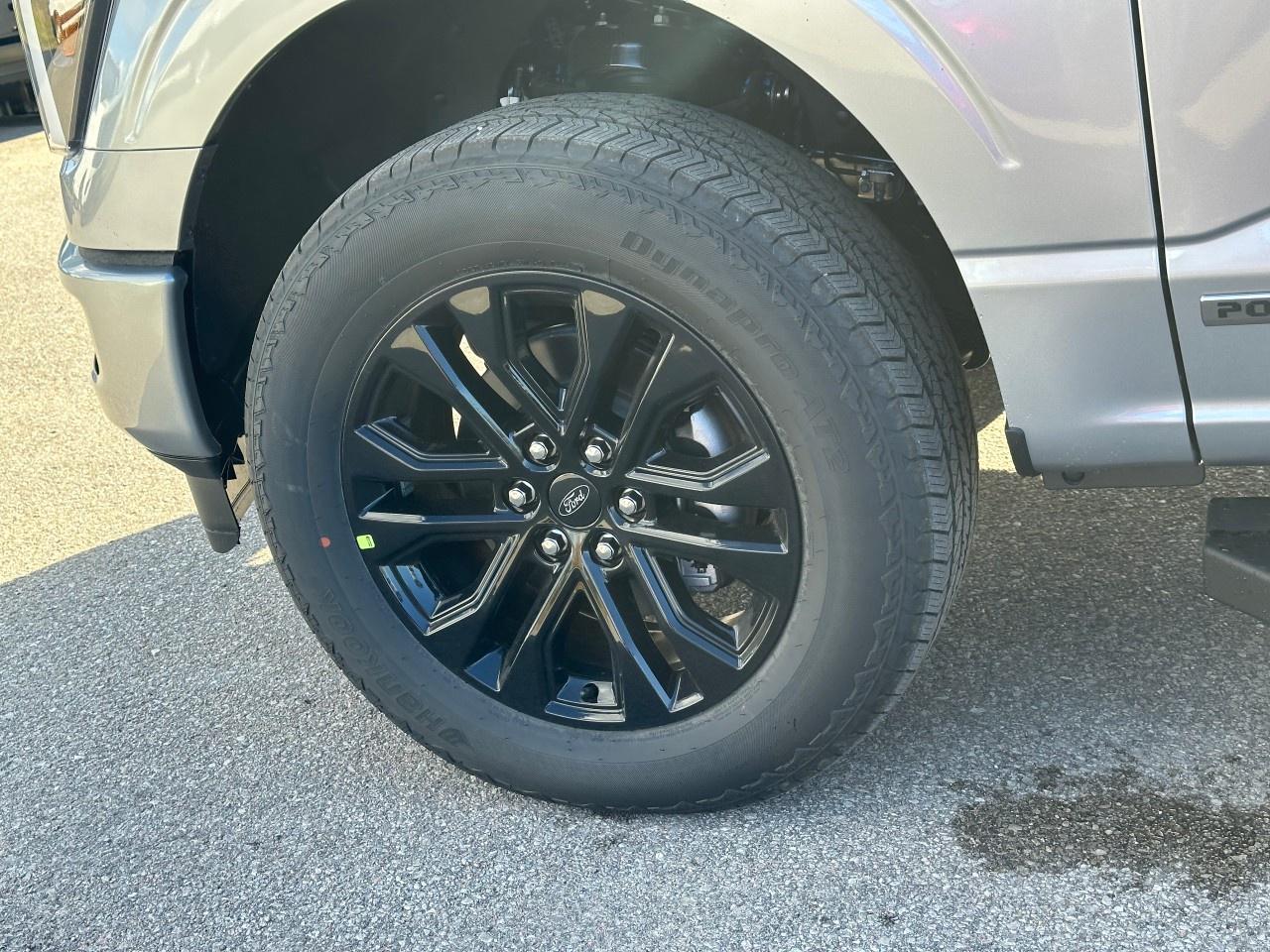 2025 Ford F-150 Lariat 4WD SuperCrew 5.5' Box Photo