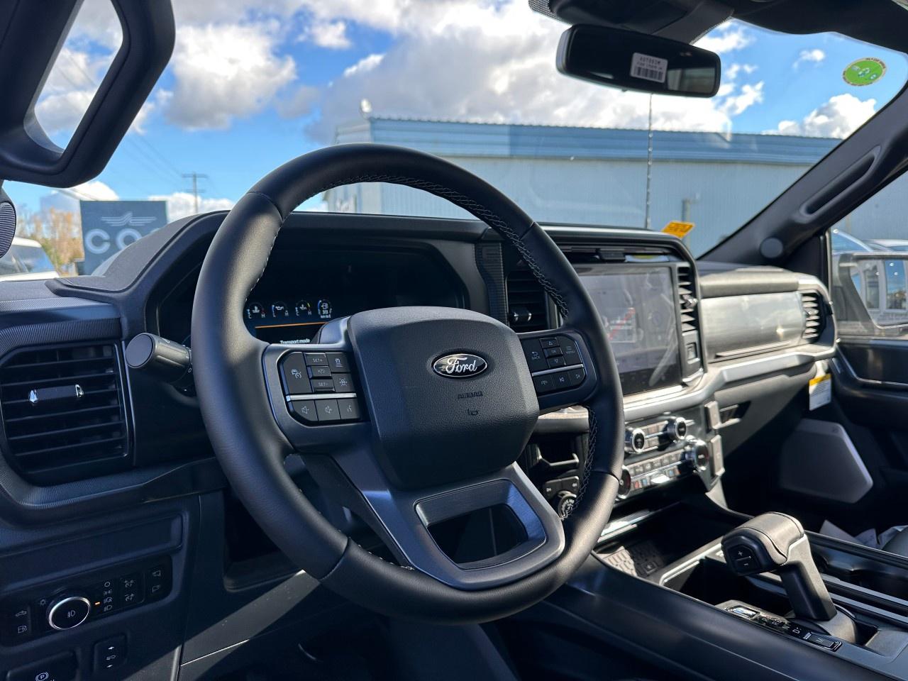 2025 Ford F-150 Lariat 4WD SuperCrew 5.5' Box Photo