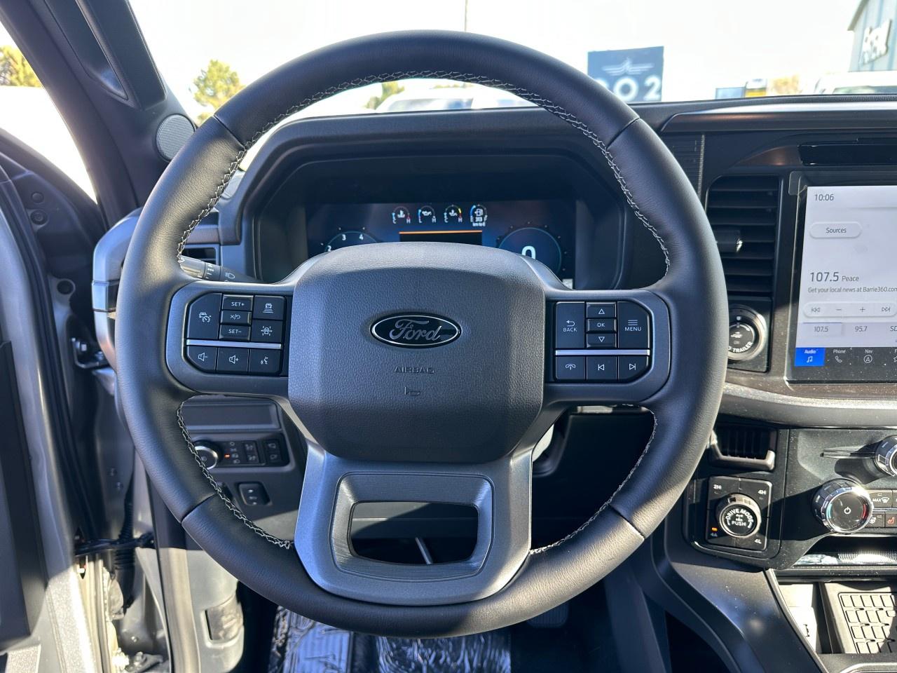 2025 Ford F-150 Lariat 4WD SuperCrew 5.5' Box Photo