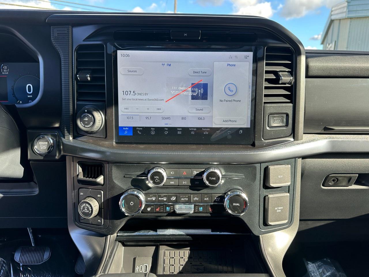 2025 Ford F-150 Lariat 4WD SuperCrew 5.5' Box Photo