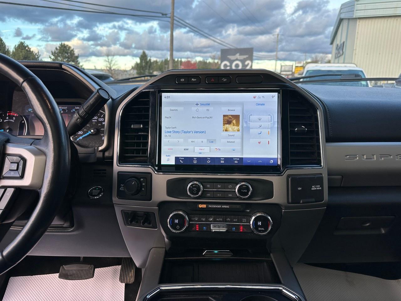 2022 Ford F-350 Super Duty SRW LARIAT 4WD SuperCab 6.75' Box Photo