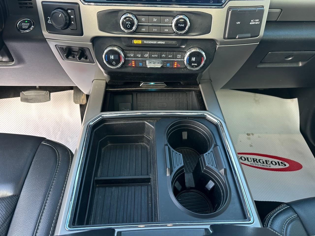 2022 Ford F-350 Super Duty SRW LARIAT 4WD SuperCab 6.75' Box Photo